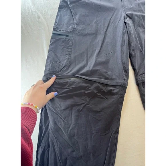 LL Bean Mens Convertible Zip Off Hiking Cargo Pants Gray 38x32 290782 Stretch - Picture 2 of 8